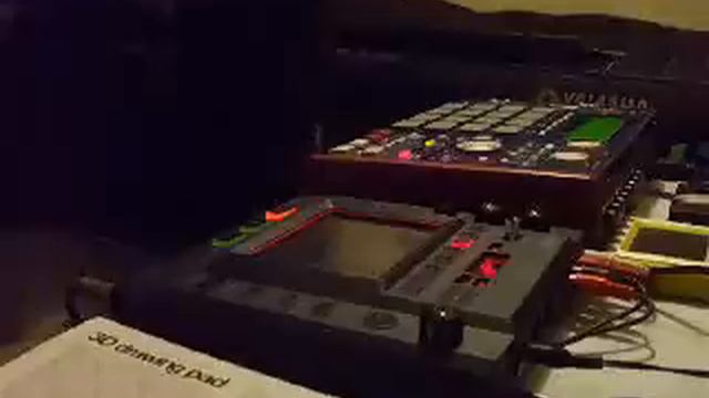 memotone. Roni Size Brown Paper Bag. live intro смотреть онлайн