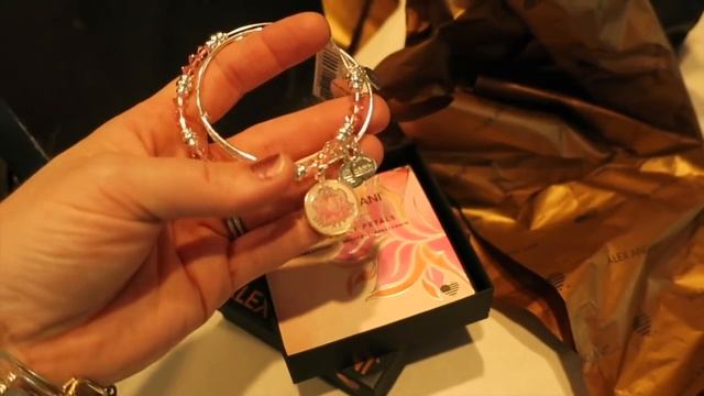 BIRTHDAY SHOPPING | beingmommywithstyle смотреть онлайн