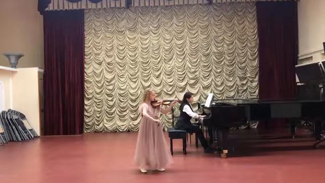 205498 Костюкова Анна, г. Новосибирск - 1. И.С. Бах "Сицилиана" 2. И. Иордан "Волчок" смотреть онлайн