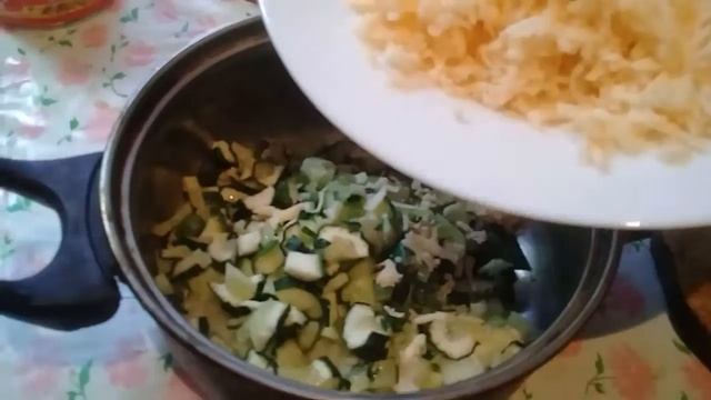 Вкуснейший салат с КОРЕЙСКОЙ МОРКОВЬЮ И СЫРОМ!!!!! смотреть онлайн