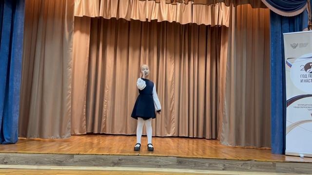 Добрая сказка исполняет Шувалова Марьяна 2 класс смотреть онлайн