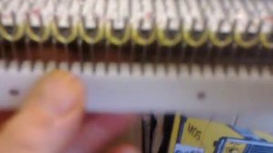 Вязальная машина Иналса, начало вязания