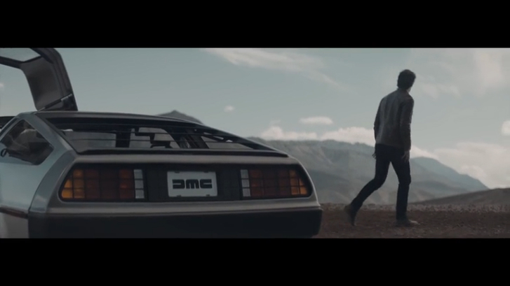 DMC-12 из "Назад в будущее" обретет новую жизнь смотреть онлайн