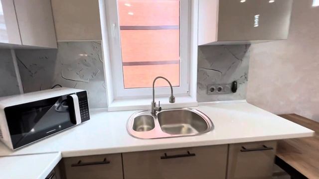 Рум-тур по 2-комнатной квартире на ул. Пискунова, 142/8 (аренда) смотреть онлайн