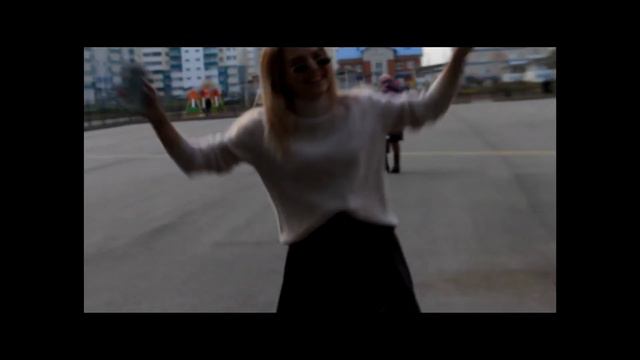 Я так и не смогла стать той,о которой ты мечтаешь,но я смогу стать той,которую ты не получишь! смотреть онлайн