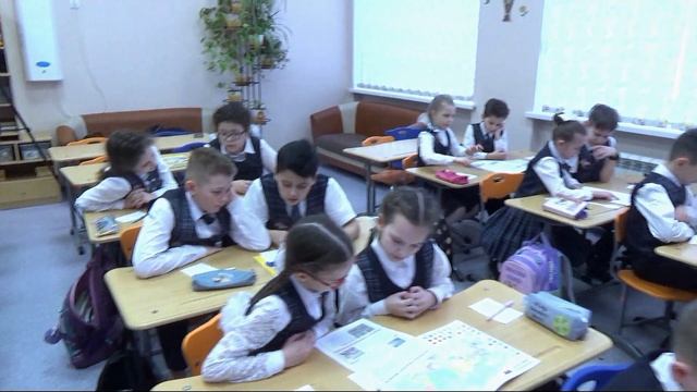 МАОУ гимназия №49 города Тюмени, 3г класс "Окружающий мир" учитель: Колесник Анфиса Петровна смотреть онлайн