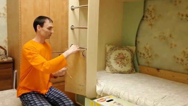 Как сделать лесенку на двухъярусную кровать безопасной для маленького ребёнка! смотреть онлайн