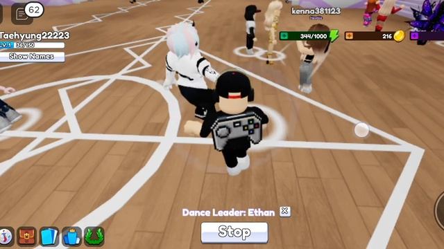 roblox kpop random dance. смотреть онлайн