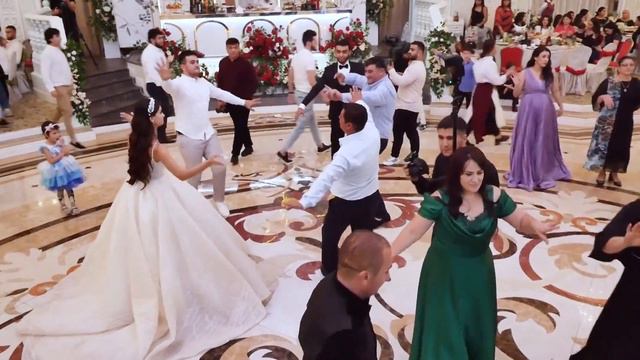 Murat & Erika Qiz Evi смотреть онлайн