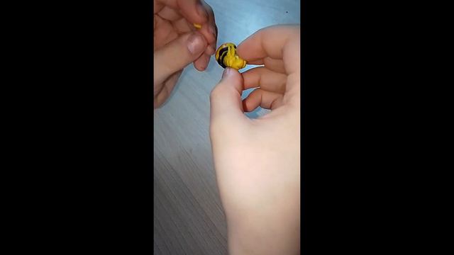 КАК СЛЕПИТЬ КОРОЛЕВУ ПЧЁЛ ИЗ ИГРЫ ТЕРРАРИЯ смотреть онлайн