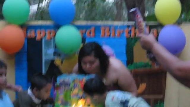 Ziggy's 3rd Birthday | Backyardigans Adventure | Cake Blowing смотреть онлайн