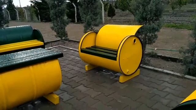 Стол и лавки из бочек смотреть онлайн