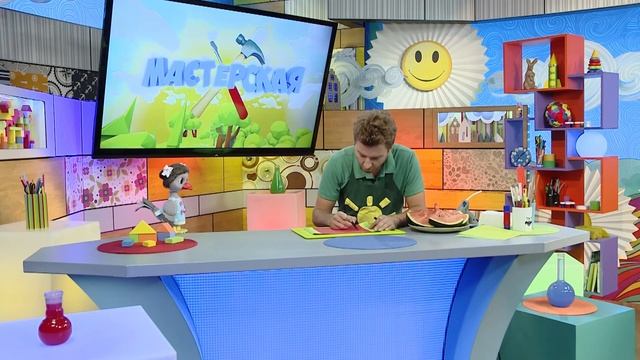 Веер-арбуз - Интересные поделки - Мастерская - С добрым утром, малыши! смотреть онлайн