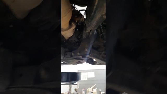 Tank 300 - Танк 300 - поснимал снизу на подъемнике