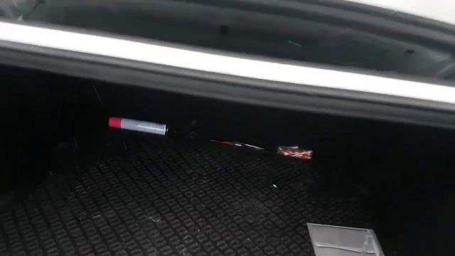 Hyundai Solaris 2, 2018, не горит центральный стоп сигнал, замена лампы. смотреть онлайн