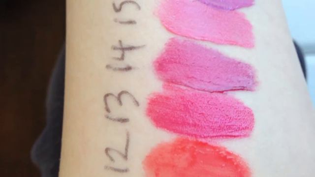 YSL Rouge Pur Couture Glossy Stains! смотреть онлайн
