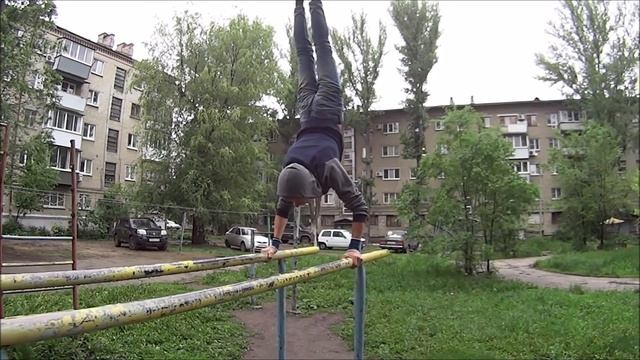 Мой прогресс за 1 год занятий воркаутом. My Workout progress for 1 year. смотреть онлайн