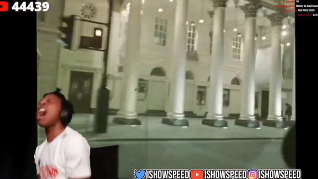 IShowSpeed Reacts To TPL- London View смотреть онлайн