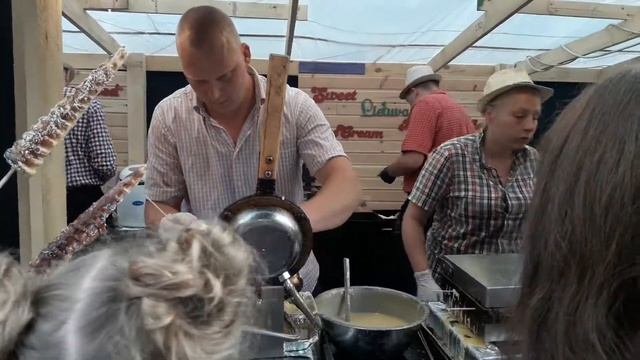 "Вафля-ёлка" от Литовской кухни на Славянском Базаре в Витебске 2018 смотреть онлайн