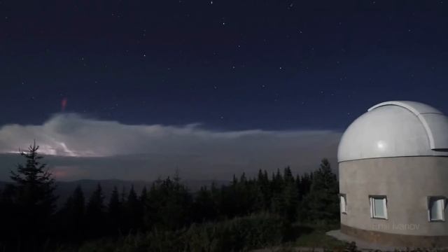 ТАЙНА КРАСНЫХ ВСПЫШЕК смотреть онлайн