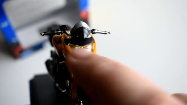№95 Honda Hornet (Welly) смотреть онлайн