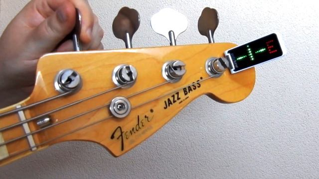 TC Electronic POLYTUNE clip - BASS смотреть онлайн