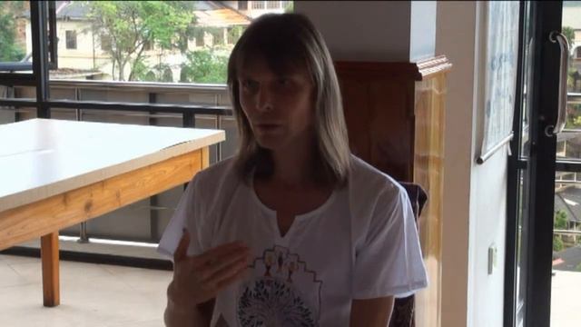 Сумиран. Сатсанг. Шри-Ланка (12.2011 ч.1) смотреть онлайн