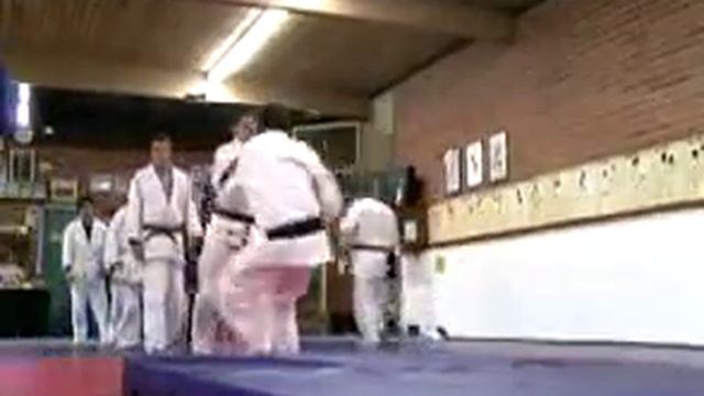 San Fernando Valley Judo Club: Throwing drill April 10 смотреть онлайн