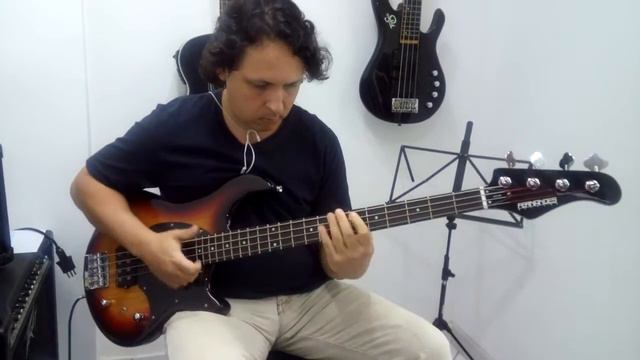 Baixo Fernandes Atlas 4 Deluxe смотреть онлайн