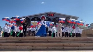 Финальная песня «Во имя России» - Анастасия Боканча, Алина Битюкова и сводный ансамбль