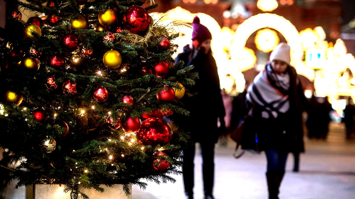 ЖЕРТВЫ ТРАДИЦИИ. О вашем отношении к праздникам, и особенно новогодним, когда царит всеобщий ажиотаж