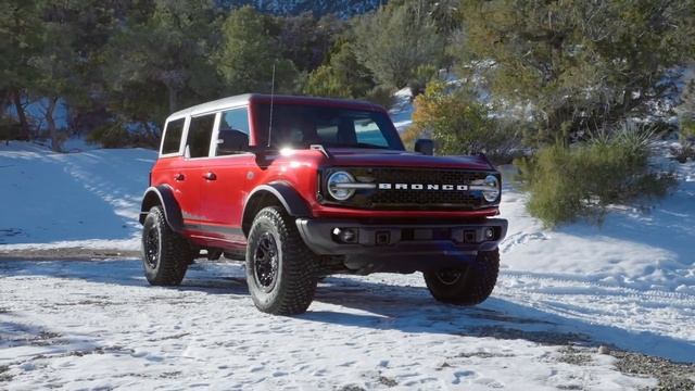 2022 Ford Bronco Wildtrak HOSS 3.0 смотреть онлайн