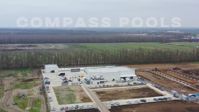 Открытие фабрики Compass Pools