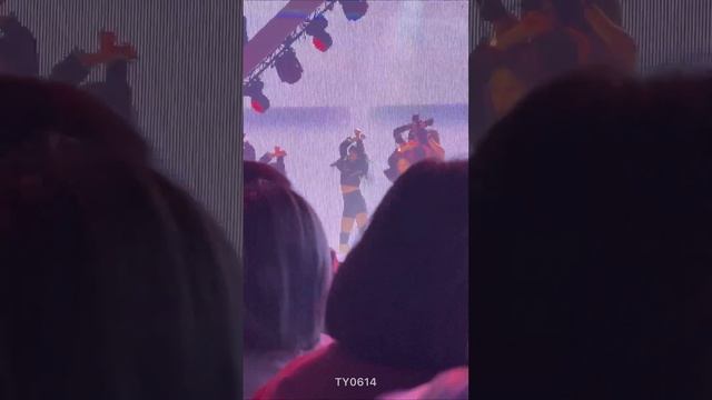 230415 TWICE TZUYU - GO HARD (트와이스 쯔위) Ready To Be Day 1 Fancam | TY0614