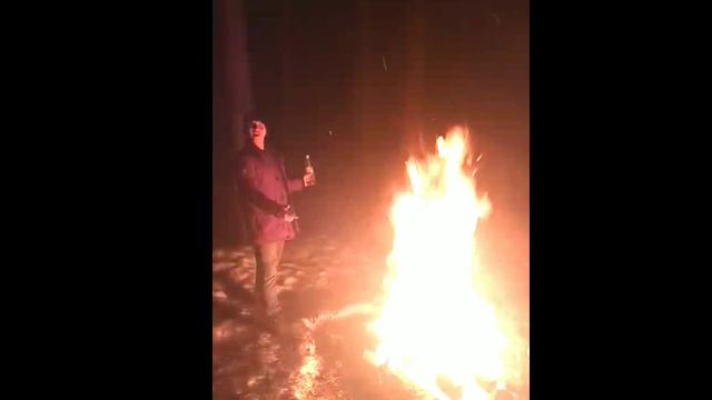 Подлил масла в огонь. Andre Serba смотреть онлайн