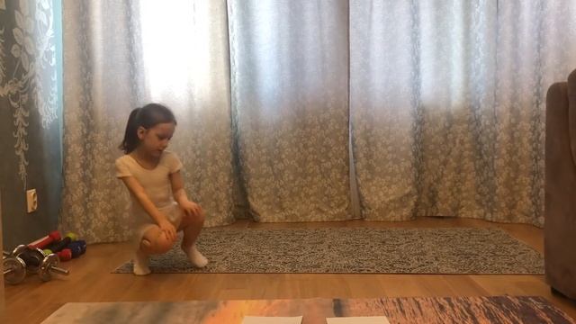 Урок танцев для детей группы пчелки 2 часть. Перспектива смотреть онлайн