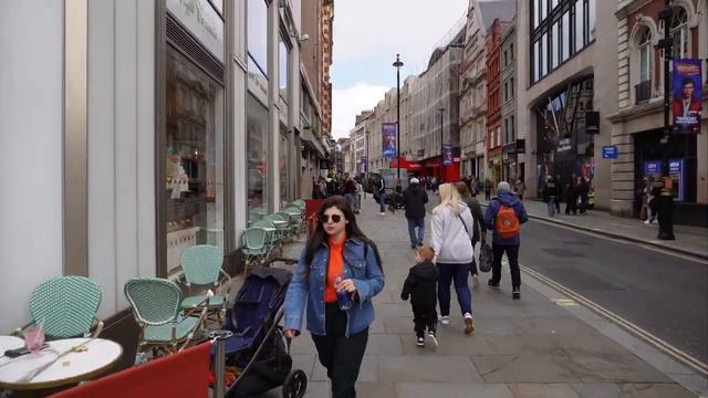 Мрачная Пасхальная прогулка по центру Лондона Оксфорд-Серкус, Пикадилли-Серкус, Лестер-сквер смотреть онлайн