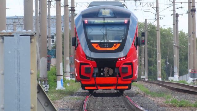 Рельсовый автобус РА3 станция Цветочная ОЖД 17.08.2021 | RA3 at Cvetochnaya station Saint Petersbur смотреть онлайн