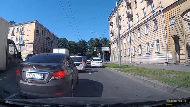 Проезд на запрещающий сигнал светофора смотреть онлайн