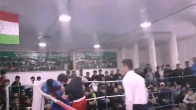 Жёсткий бокс Мухаммад Али смотреть онлайн