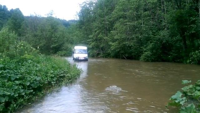 Дорога в Уральские горы за медом смотреть онлайн