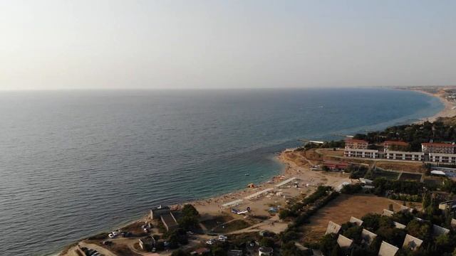 Севастополь, Северная сторона, пляж Учкуевка, вид с птичьего полета. смотреть онлайн