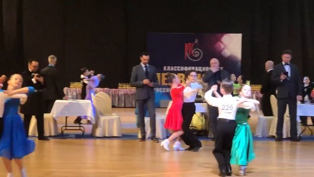 Вальс Белова Полина и Ананко Лука смотреть онлайн