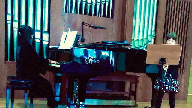 J. Brahms : LULLABY ✨🏠💫op.49 no 4 Luna Poci (pupil), clarinet & Ta Lan Phuong, piano (teacher) смотреть онлайн