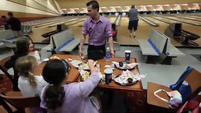 AMF Bowling - Lane Server смотреть онлайн
