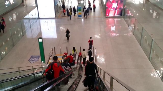 Beijing Capital Airport смотреть онлайн
