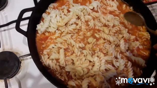 Влог.Быстрый ужин.Макароны под соусом больньезе. смотреть онлайн