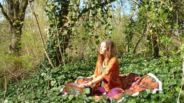 Jai Jagadambe Jai Jai Ma | Mantra | Meditation | Annemarie Healing Arts