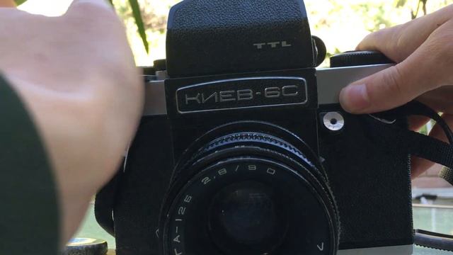 Kiev 6C - video evidence of faulty shutter mechanism смотреть онлайн