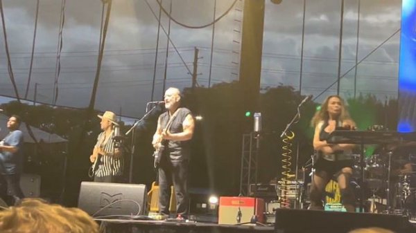 Men At Work - It's A Mistake - Raleigh August 7, 2022